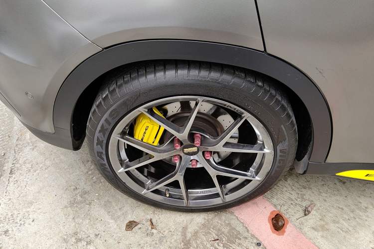 Used Mercedes-Benz GLA AMG 2017 Facelifted AMG GLA 45 4MATIC Exterior 5