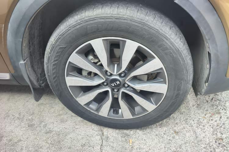 Used Kia KX7 2017 2.0T Automatic All-Wheel Drive LUX 7-Seater