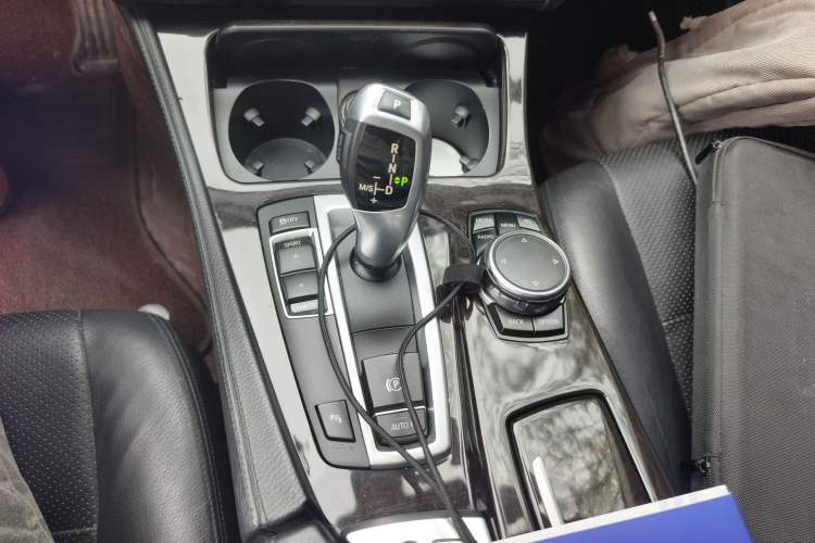 Used BMW 5 Series 2017 528Li Leading Model Gear Lever