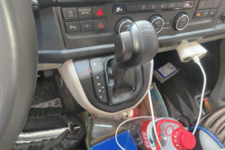 Used Volkswagen Caravelle 2016 2.0 TSI Four-Wheel Drive Comfort Edition 8 Seats
