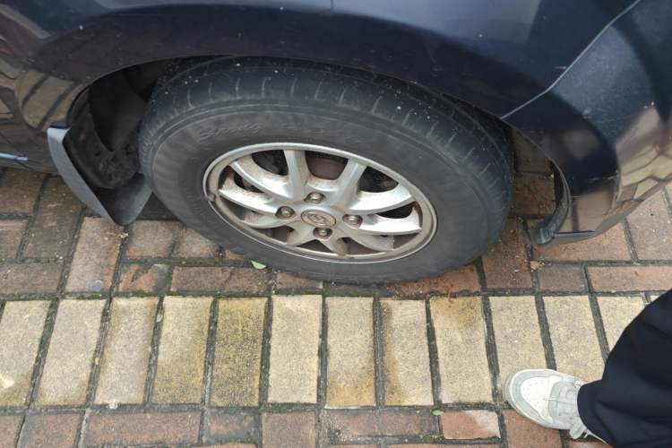 Used BAIC Changhe M50S 2015 1.5L S 1.5L Executive Class DAM15DL Right Front Wheel Hub