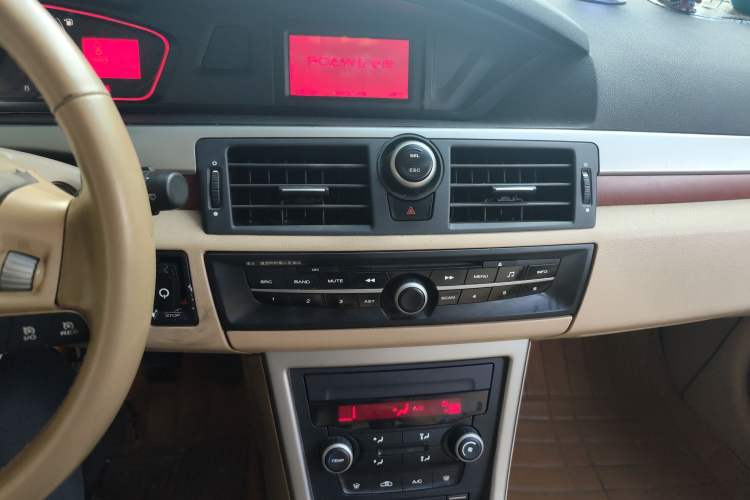 Used Roewe 550 2012 550 1.8L Manual Value Edition
