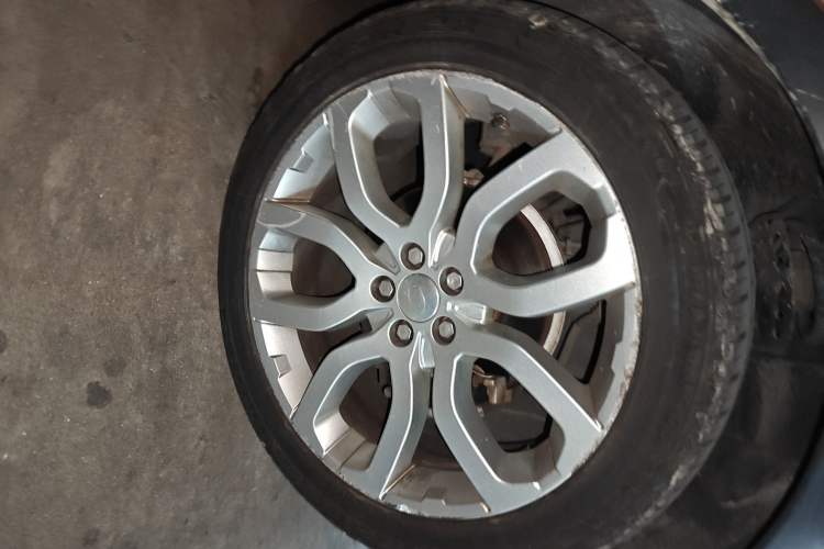 Used Land Rover Range Rover Evoque 2014 2.0T 5-Door Ignite Edition
