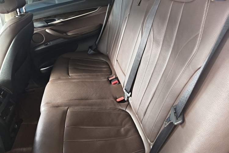 Used BMW X5 2017 xDrive35i Elegant Edition Left Rear Seat