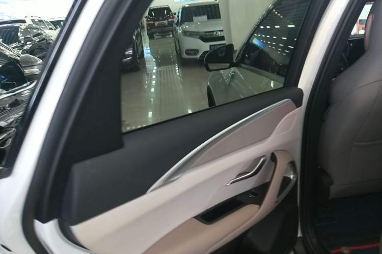 Used BYD Song Pro New Energy 2024 HONOR Edition DM-i 71KM Navigation Model