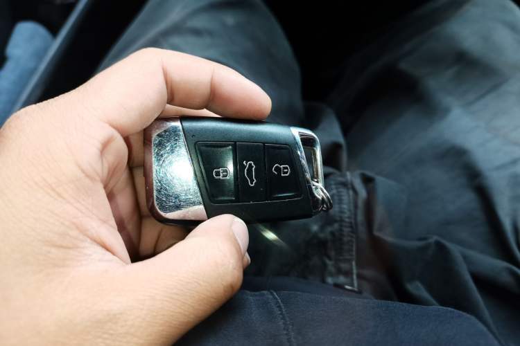 Used Volkswagen Passat 2013 1.8TSI DSG Prestige Edition Vehicle Key