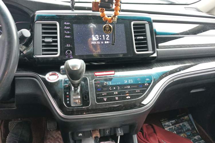 Used Honda Elysion 2019 2.0L Hybrid Luxury Edition