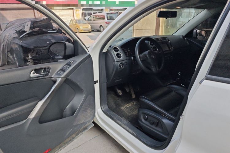 Used Volkswagen Tiguan 2012 1.8TSI Manual Two-Wheel Drive Enjoyment Edition Driver Seat