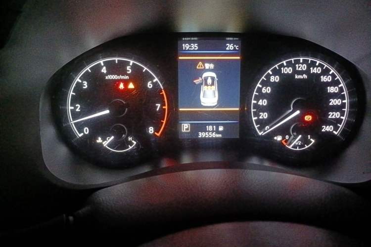 Used Nissan Teana 2021 2.0L XL Comfort Edition Odometer Close Up