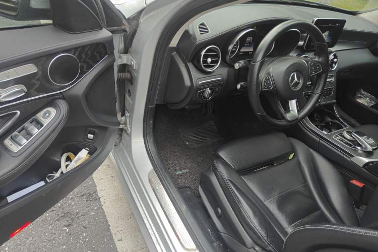 Used Mercedes-Benz C-Class 2015 C 200 L Sport Edition
