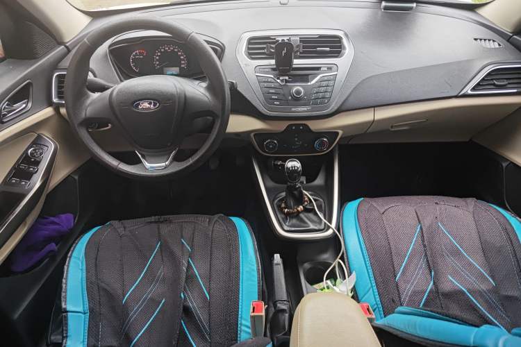 Used Ford Escort 2015 1.5L Manual Comfort Model
