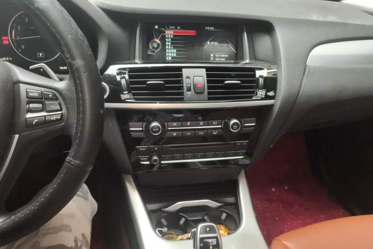 Used BMW X4 2014 xDrive28i Leading Model
