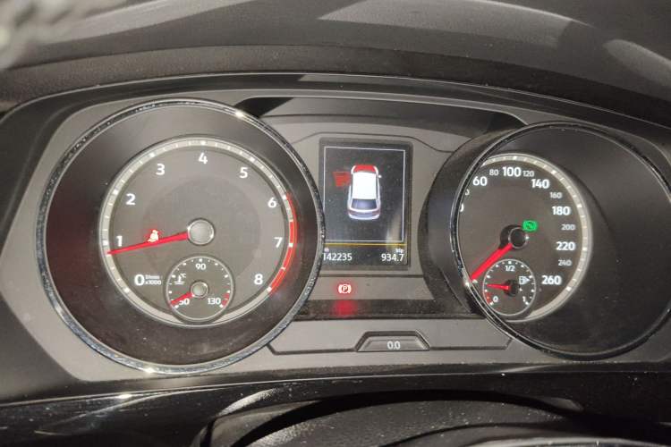 Used Volkswagen Tiguan L 2019 330TSI Automatic Two-Wheel Drive Smart Luxury Version China VI Standard Instrument Cluster