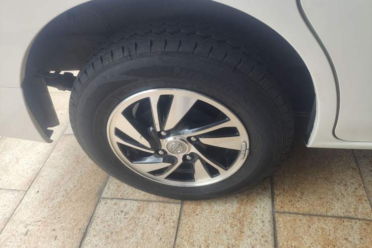 Used Nissan NV200 2016 Revised Version 1.6L CVT Deluxe Edition