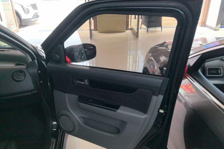 Used Suzuki Swift 2016 1.5L Automatic Fashionable Coolplay Edition