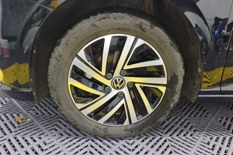 Used Volkswagen Lavida 2023 1.5L Automatic 5 Million Edition Exterior 4