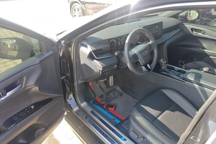 Used Toyota Camry 2025 Dual-Motor 2.0 HG Guanghui Edition