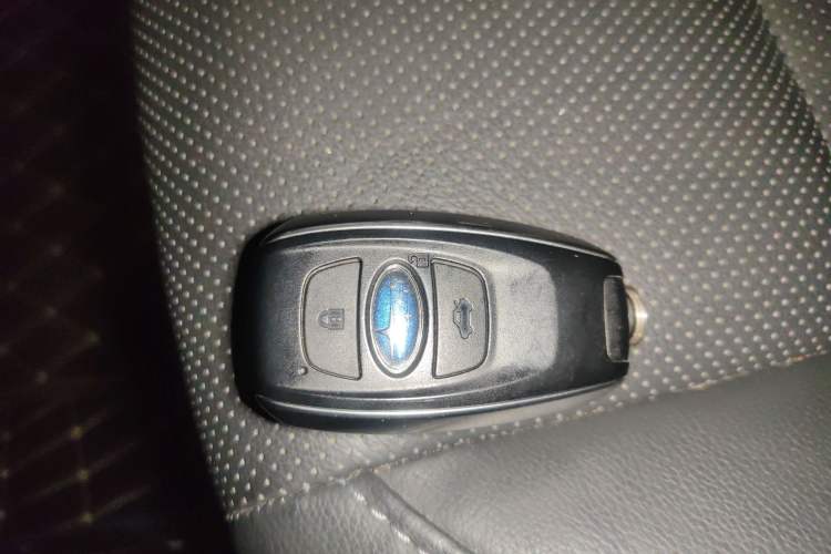 Used Subaru Outback 2017 2.5i Luxury Navigation Edition with EyeSight
