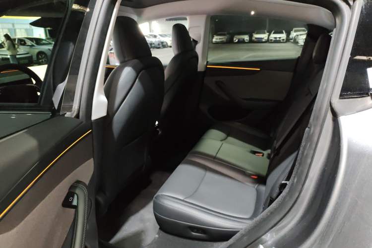 Used Tesla Model Y 2025 Rear-Wheel-Drive Version Left Rear Seat