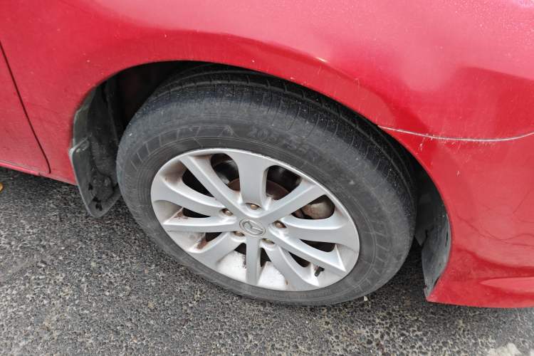 Used Mazda 6 2013 2.0L Automatic Fashion Edition Right Front Wheel Hub