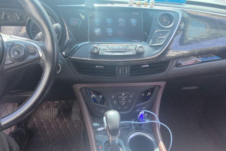 Used Buick Envision 2015 20T Four-Wheel Drive Elite Model Audio And AC Panel