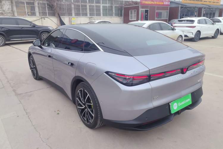 Used ARCFOX Alpha S5 2025 708MAX 200kW
