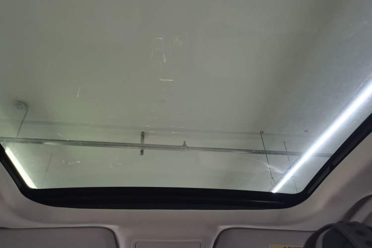 Used Ford Escape 2024 EcoBoost 245 Two-Wheel-Drive Titanium Edition Headliner