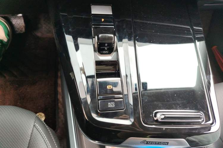 Used Volkswagen Talagon 2024 380TSI Four-Wheel Drive Luxury Jiajing Pro Shared-Experience Version 6 Seats Gear Lever