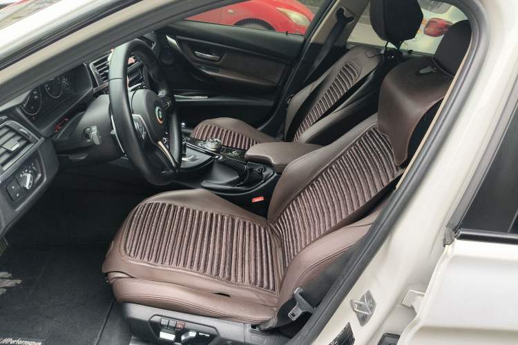 Used BMW 3 Series 2019 320Li Fashion Model Left Front Seat