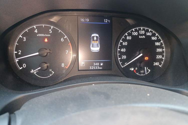 Used Nissan Teana 2021 2.0L XL Comfort Edition Odometer Close Up