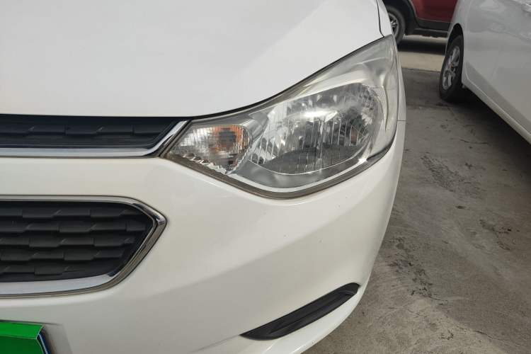 Used Chevrolet Sail 2015 Sail 3 1.5L Manual with Ideal Sunroof Edition
