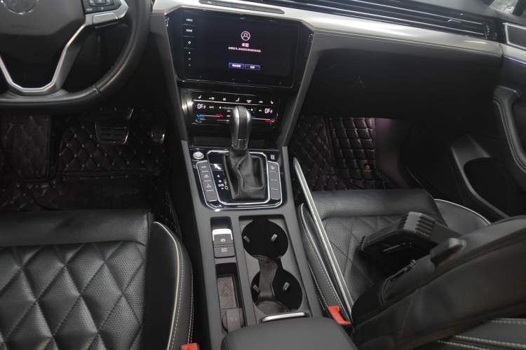 Used Volkswagen Magotan GTE Plug-in Hybrid 2022 GTE Luxury Model Gear Lever