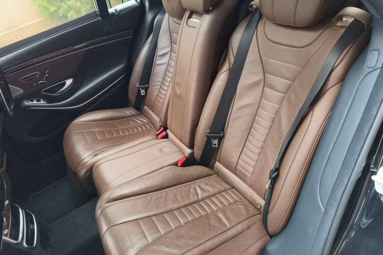 Used Mercedes-Benz S-Class 2014 S 500 L 4MATIC Left Rear Seat
