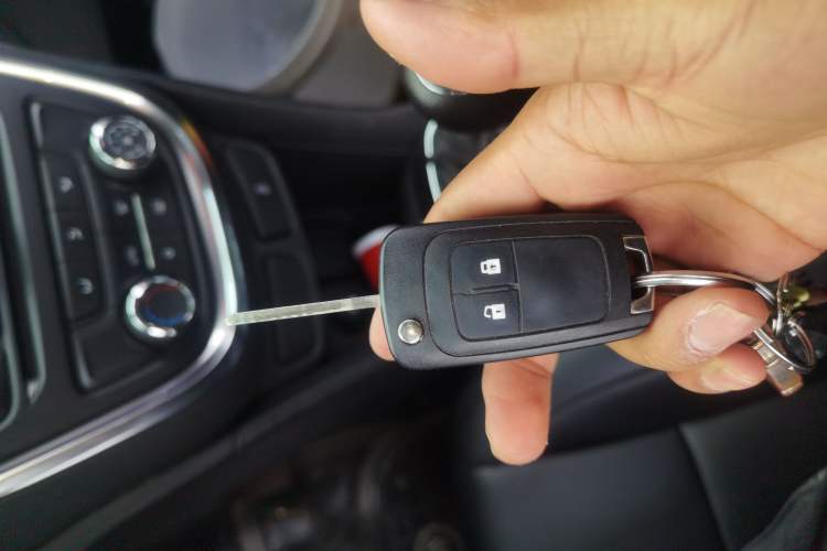 Used Buick Encore 2015 1.4T Manual Two-Wheel Drive Urban Advanced Model