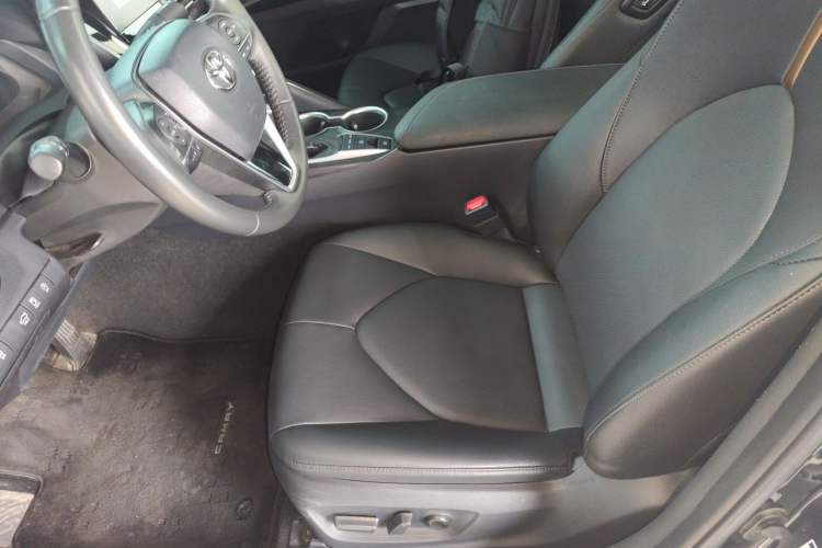 Used Toyota Camry 2021 2.5G Luxury Edition