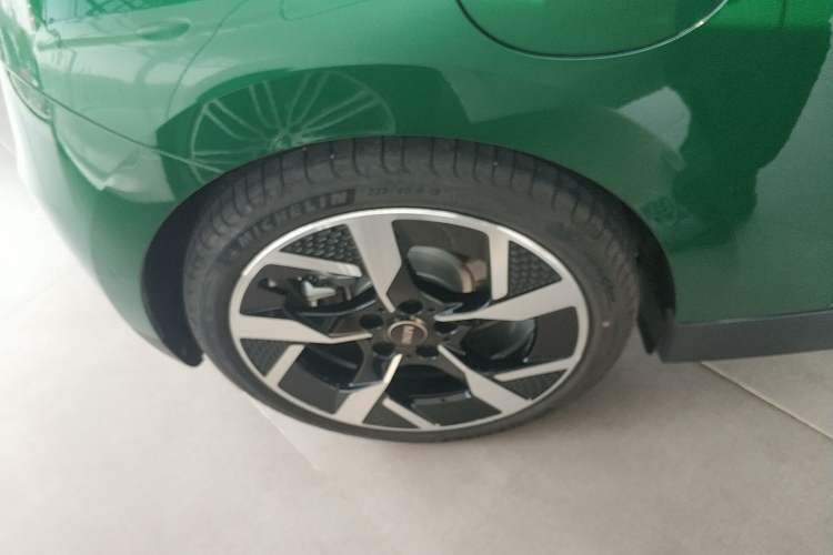 Used MINI Electric MINI COOPER 2024 452km COOPER SE Artist