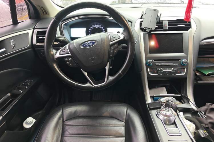 Used Ford Mondeo 2017 EcoBoost 200 Luxury Model
