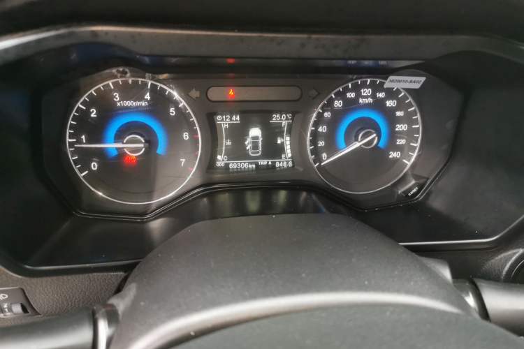 Used Dongfeng Fengon 580 2016 1.8L Manual Comfort Model