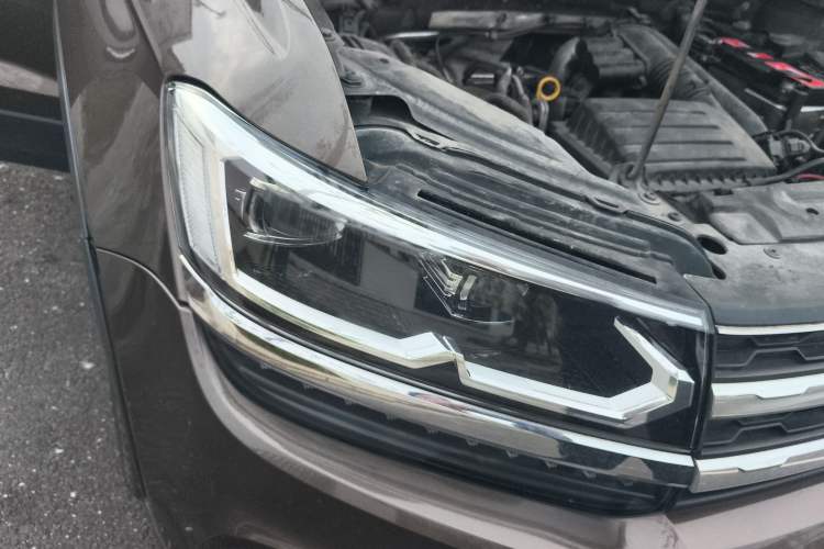 Used Volkswagen Tharu 2019 280TSI Two-Wheel Drive Luxury Version China VI Standard