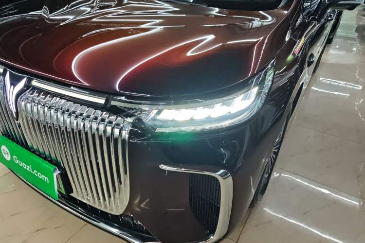 Used VOYAH Dream 2025 PHEV Four-Wheel-Drive Flagship Version – Qiankun Edition
