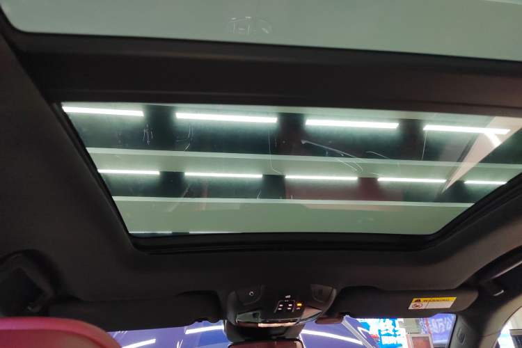 Used Maserati Levante 2018 3.0T Classic Edition Headliner