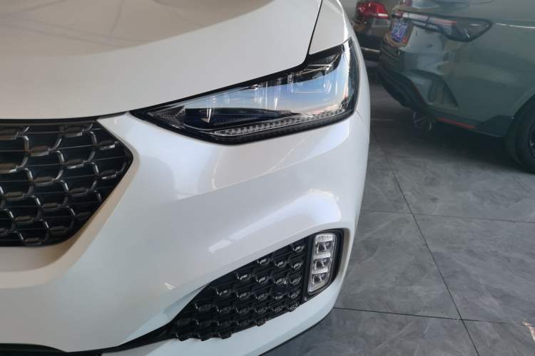 Used Wey VV6 2020 2.0T Two-Wheel Drive Smart Enjoyment+
