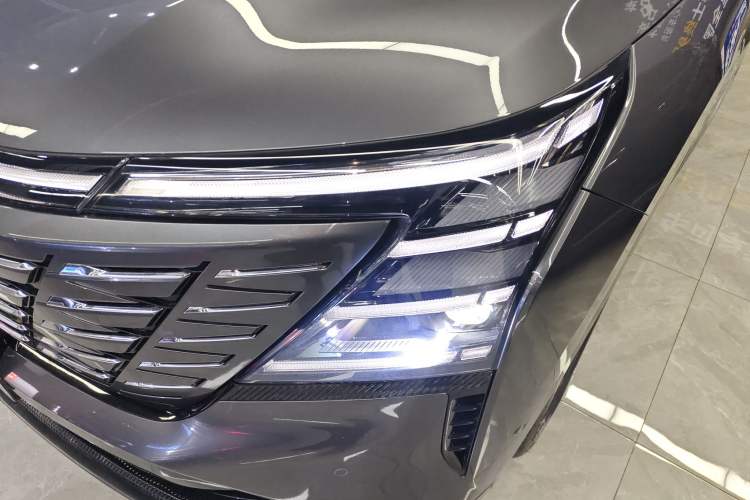 Used Changan CS75 PLUS 2025 4th Generation 1.5T New Blue Whale Smart Flagship Version