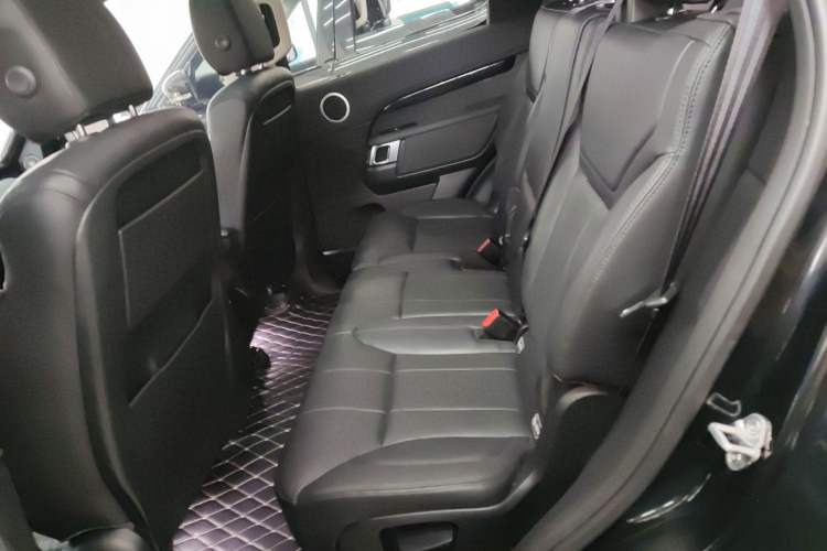 Used Land Rover Discovery 2018 3.0 SC V6 SE Left Rear Seat