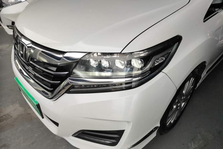 Used Honda Elysion 2016 2.4L Luxury Edition Left Front Headlight
