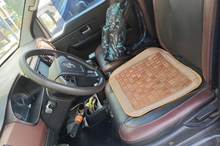 Used Dongfeng Xiaokang C56 2020 1.5L Luxury Model I DK15C Left Front Seat