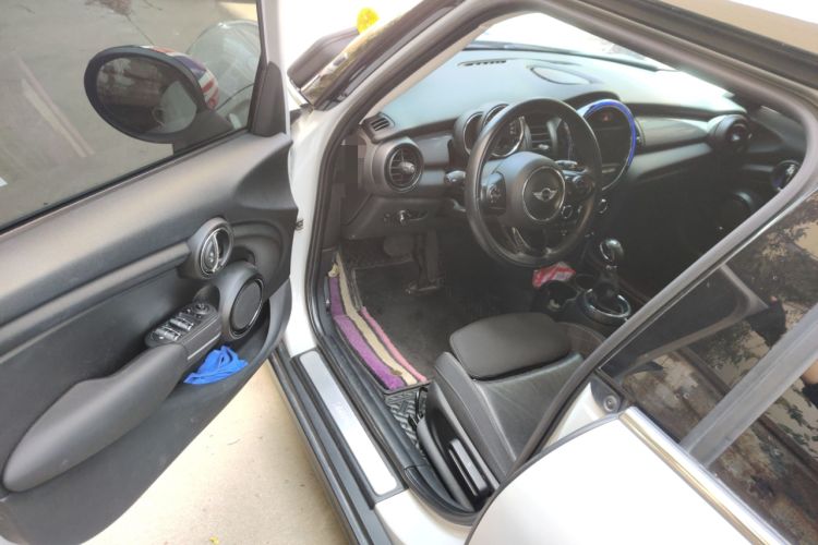 Used MINI 2016 1.5T COOPER Pioneer Edition Five-Door Model
