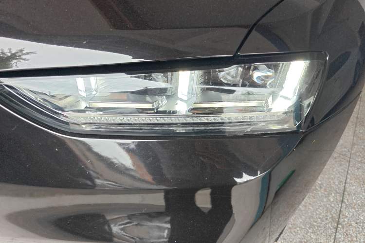 Used Wey VV7 2017 2.0T Flagship Model
