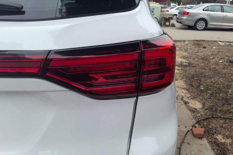 Used Changan CS75 2023 Enjoy Edition 1.5T DCT Prestige Version