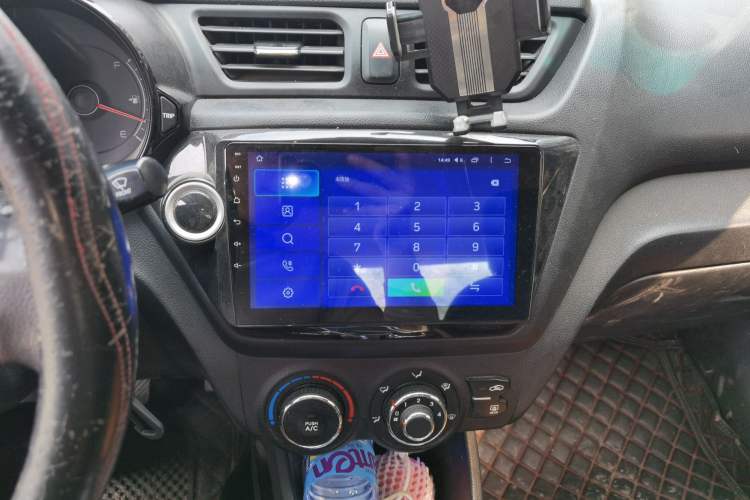 Used Kia K2 2012 Sedan 1.4L MT GLS Commemorative Edition
